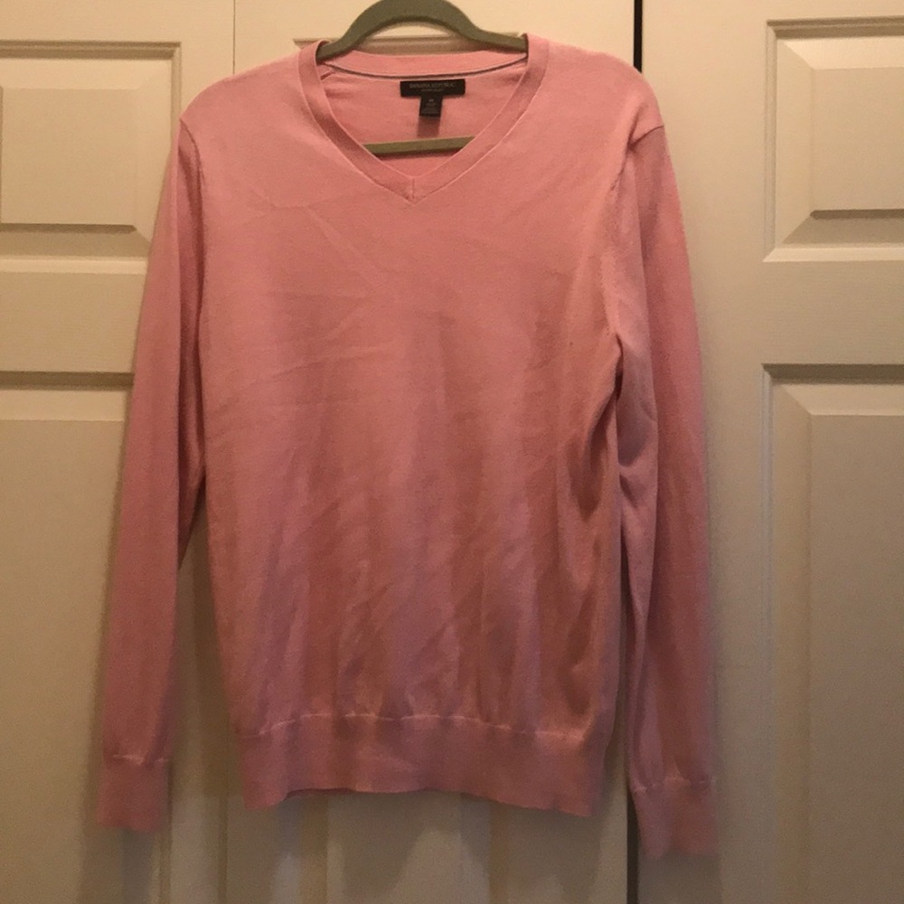 Banana Republic Long-sleeve Pink V-neck (Medium)